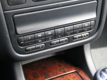 Peugeot 406